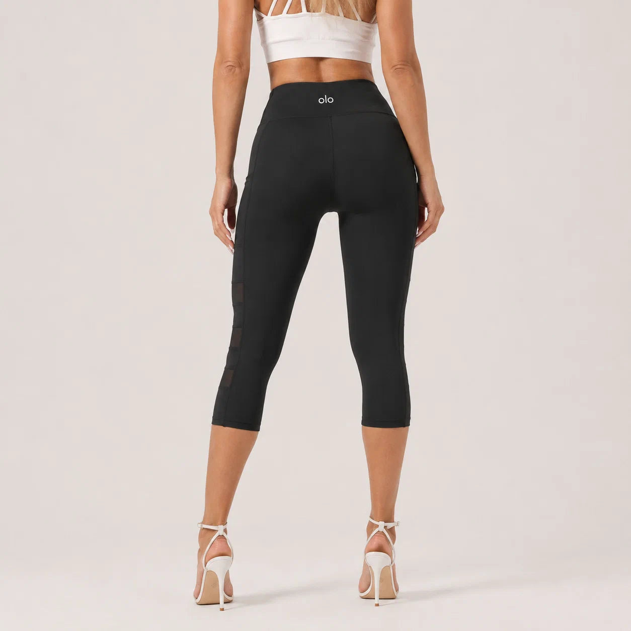 High-Waist Pocket Capri Leggings
