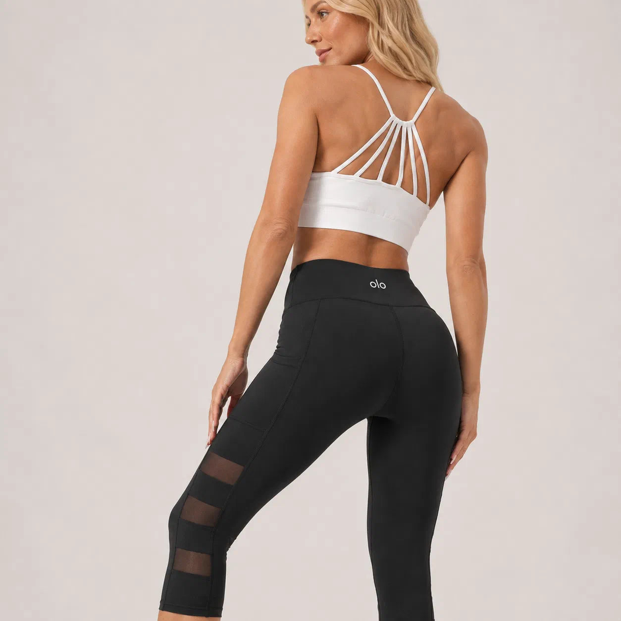High-Waist Pocket Capri Leggings